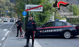 Aggredisce la moglie sotto gli occhi del figlio, arrestato uomo di 44 anni